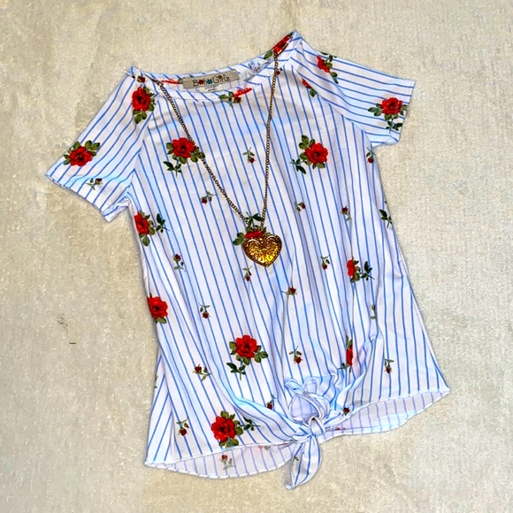 Boho Girlz Striped Top with Tie & Necklace - Picture 3 of 6